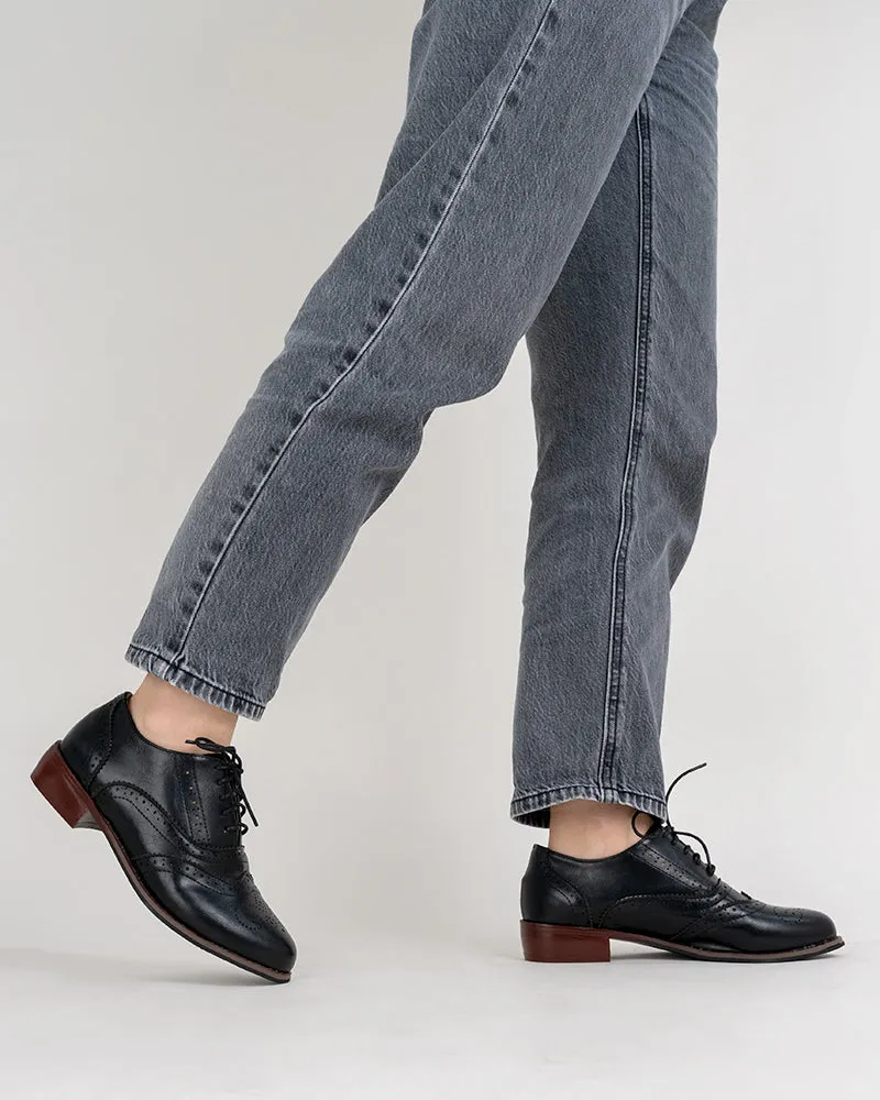 (Clean Up) Classic Lace-up Wingtip Leather Flat Oxfords