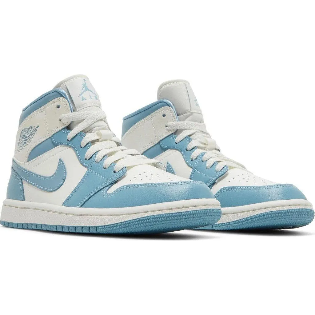 Nike Air Jordan 1 Mid 'University Blue' 2022 W